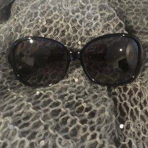 Coach women's black sunglasses☀️